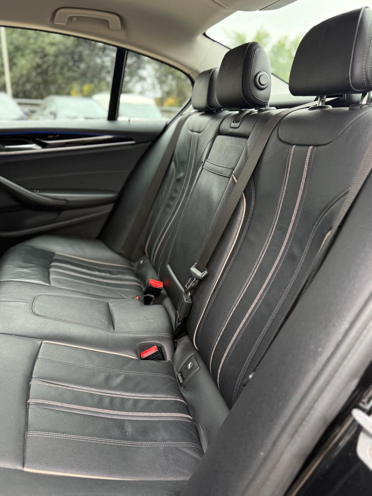 Bmw 520 520d xDrive Luxury