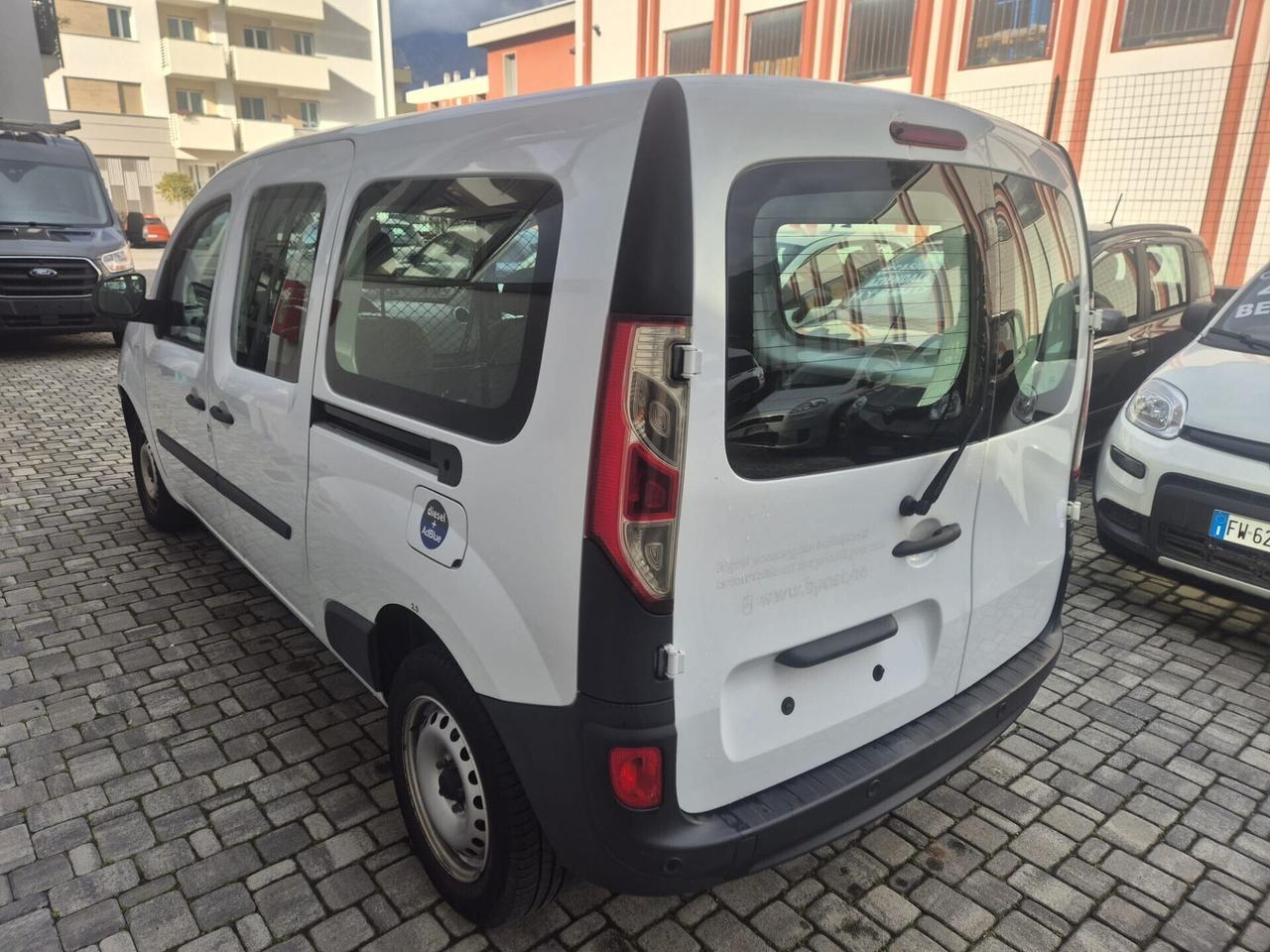 Renault Kangoo 1.5 dCi 95CV EXPRESS M A X I !!!! -