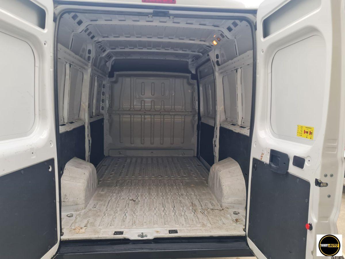 PEUGEOT Boxer 2.2 BlueHDi-26.000 Km