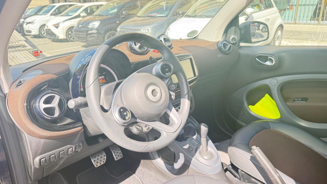 Smart ForTwo 90 0.9 Turbo Perfect LED NAVI KMAERA PDC BLUETOOTH PELLE