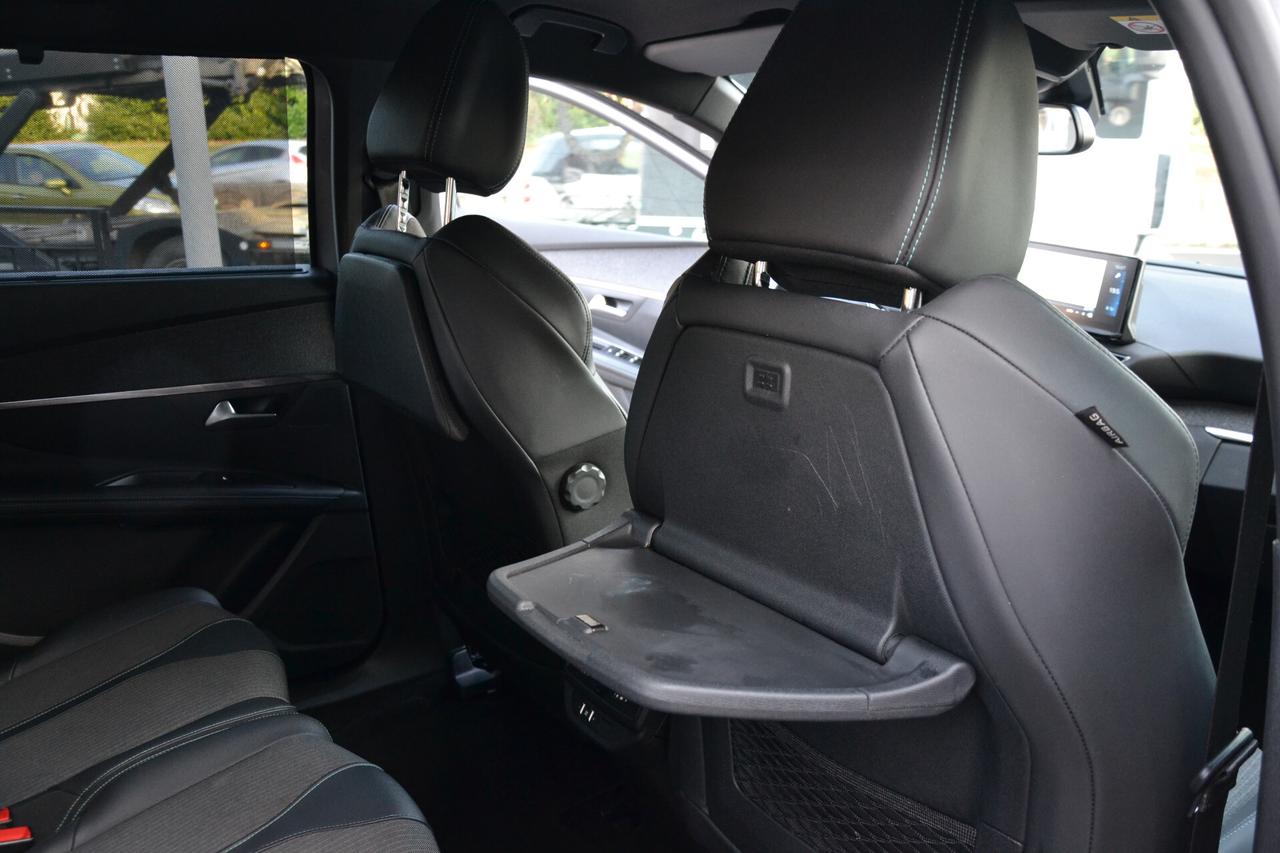 Peugeot 5008 1.5 HDi 130CV EAT8 ALLURE PELLE+RCAM+NAVI+FULL LED