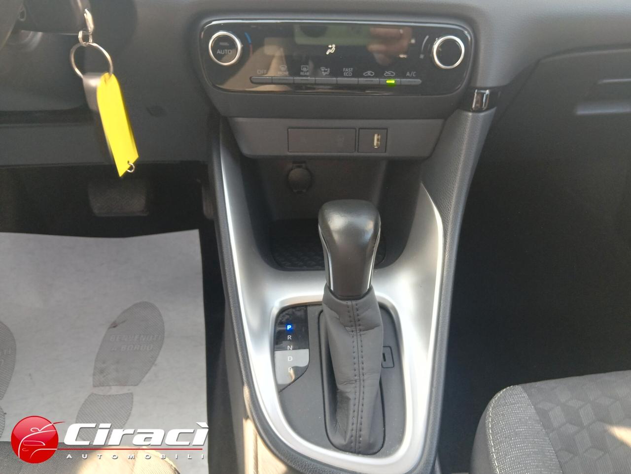 Toyota Yaris 1.5 Hybrid 5 porte Active