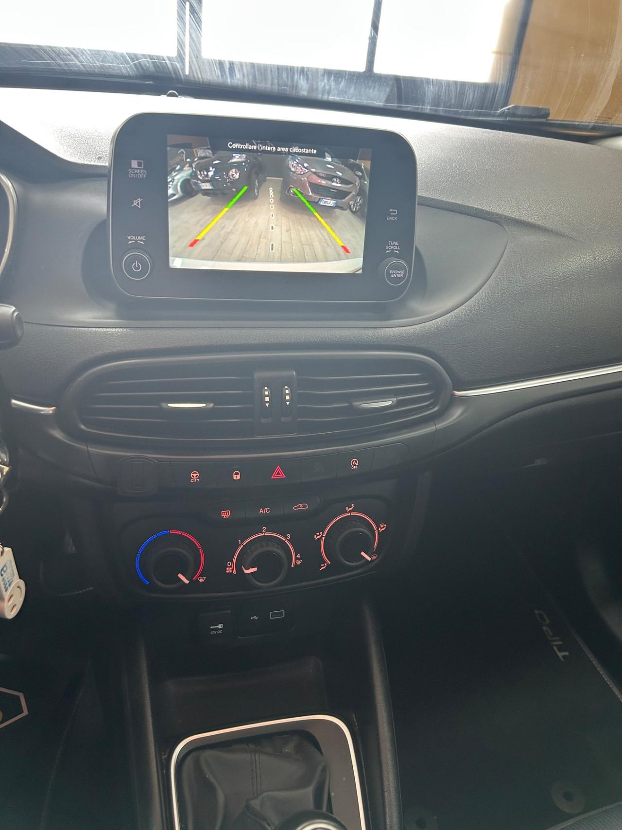 FIAT TIPO Wagon 1.3 Mjet “RETRO/FULL LED/17”-2019