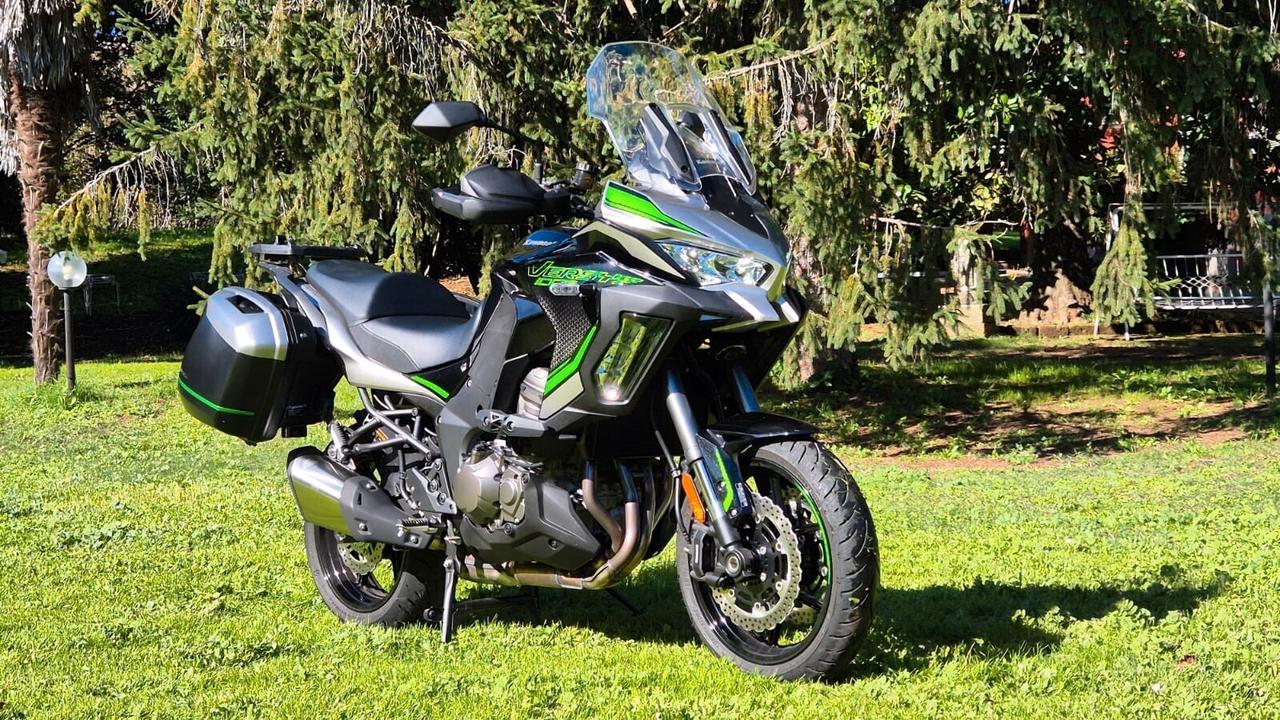 KAWASAKI VERSYS 1000 SE unipro' 2024 km362 leggi testo