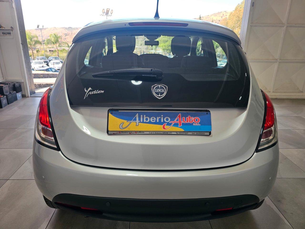 Lancia Ypsilon 5 Porte Ypsilon 1.2 8v Platinum s&s 69cv