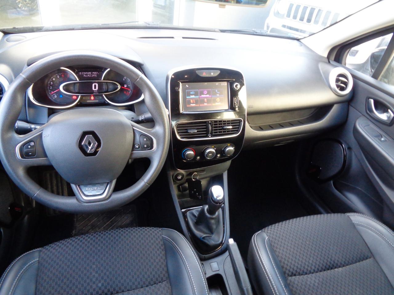 Renault Clio TCe 12V 90 CV GPL 5 porte Moschino Life