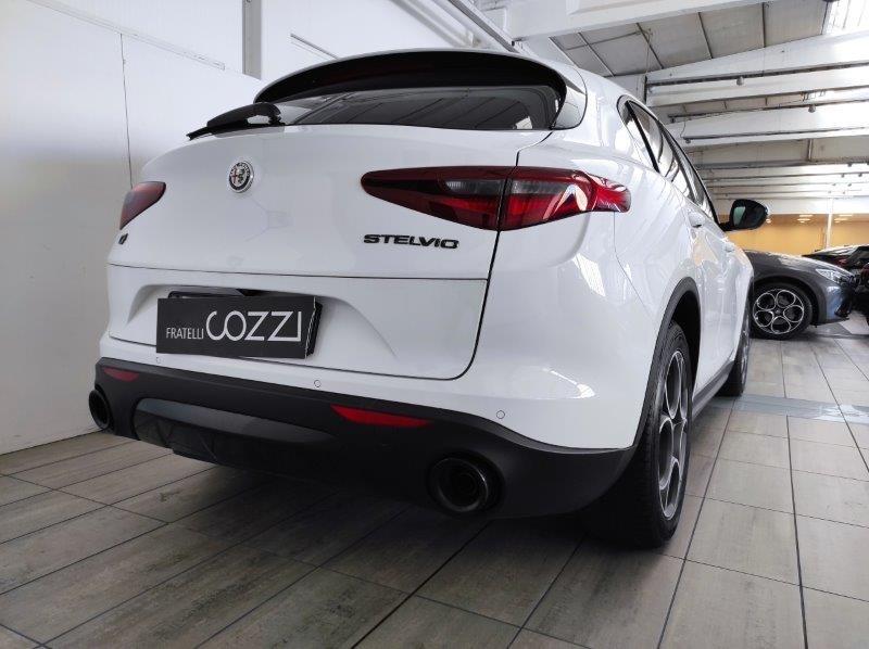 ALFA ROMEO Stelvio - Stelvio 2.2 Turbodiesel 190 CV AT8 Q4 Sprint