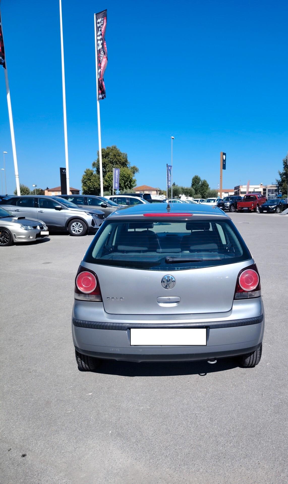 Volkswagen Polo 1.2 3p. Trendline - NEOPATENTATI