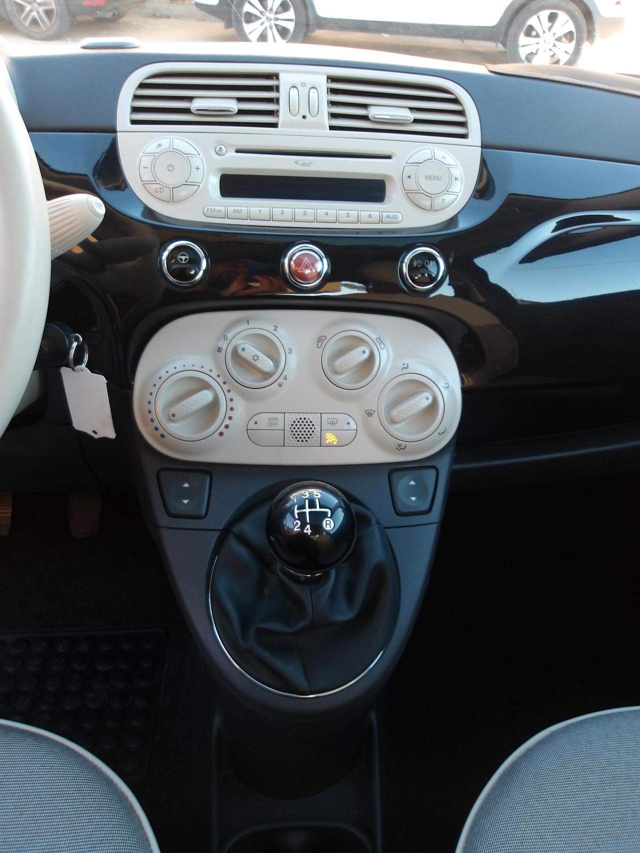 Fiat 500 1.2 LOUNGE 69 cv