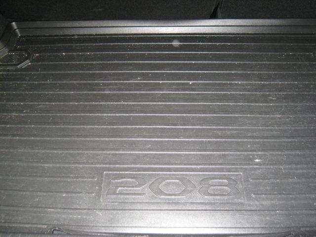 PEUGEOT 208 PureTech 100 Stop&Start EAT8 5 porte GT Line