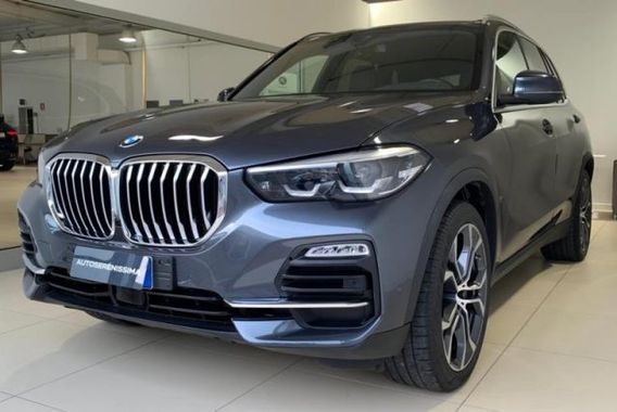 BMW X5 xDrive30d xLine
