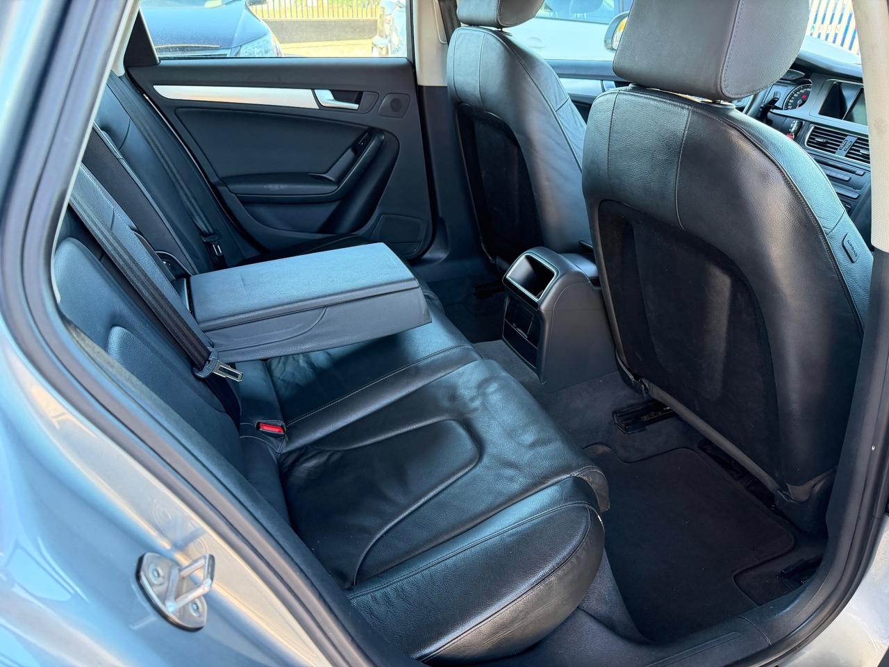 Audi A4 2.0 TDI 143CV Ambiente navi Pelle