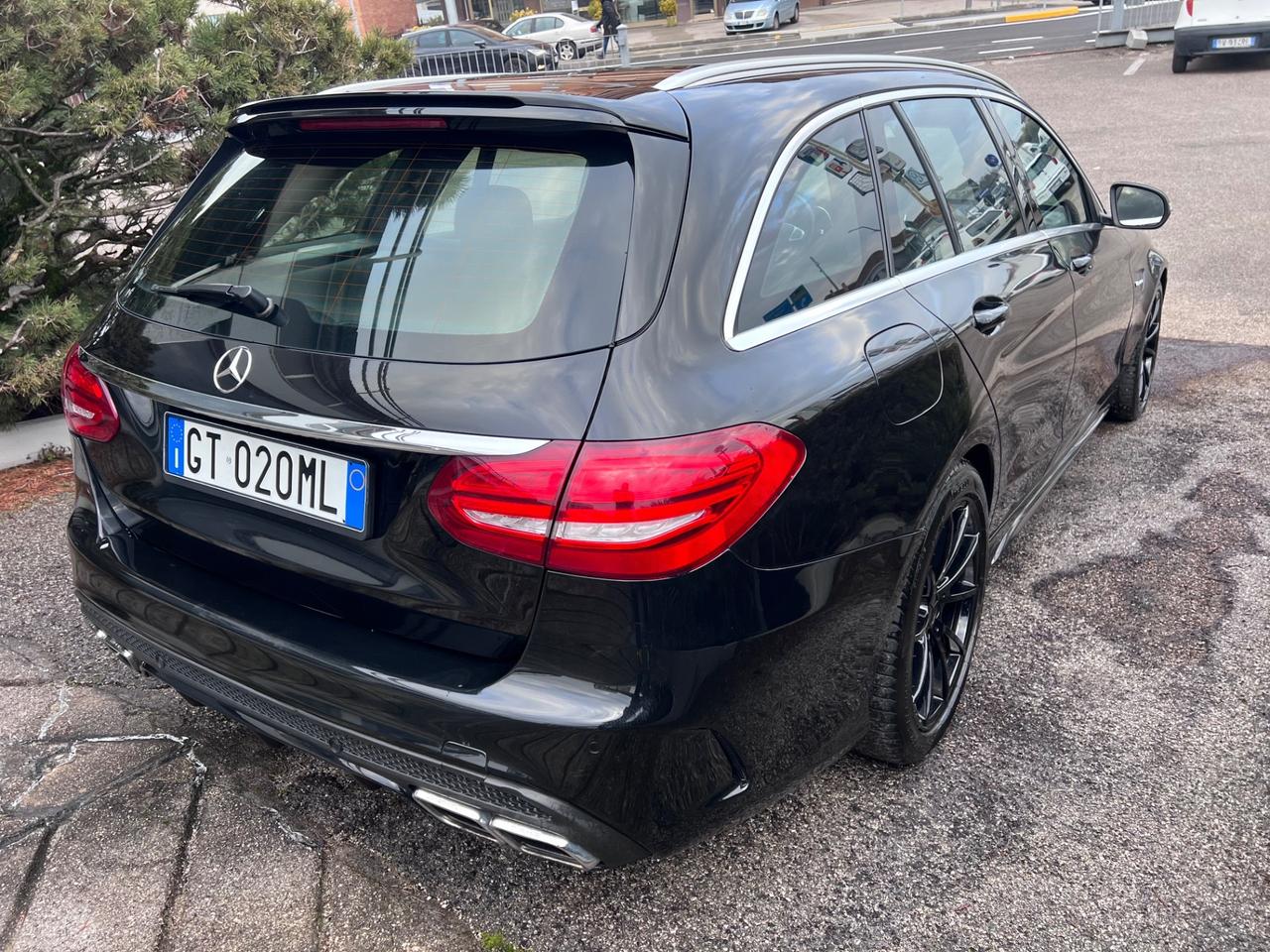 Mercedes-benz C 63 AMG S.W.