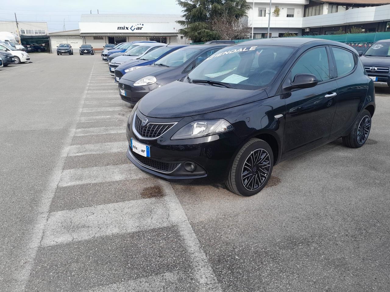 Lancia Ypsilon 1.0 FireFly 5 porte S&S Hybrid Ecochic Gold
