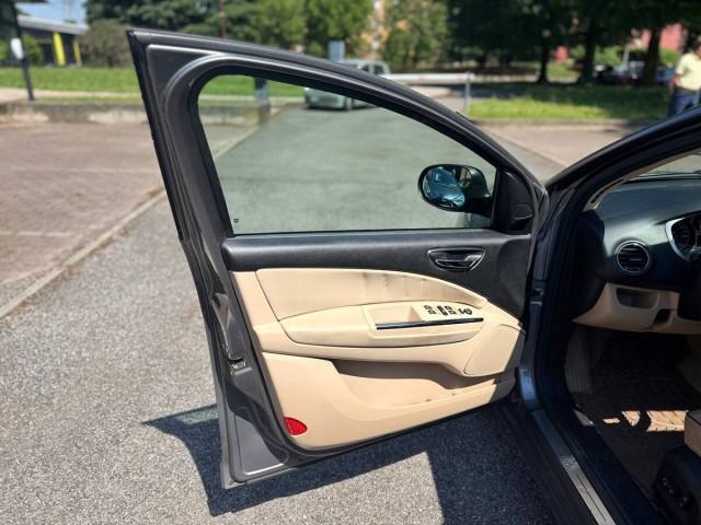 Lancia Delta 2.0 mjt Platino 165cv dpf