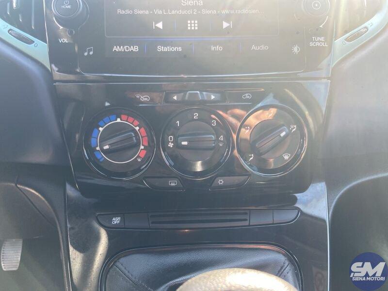 Lancia Ypsilon 1.0 FireFly 5 porte S&S Hybryd Gold
