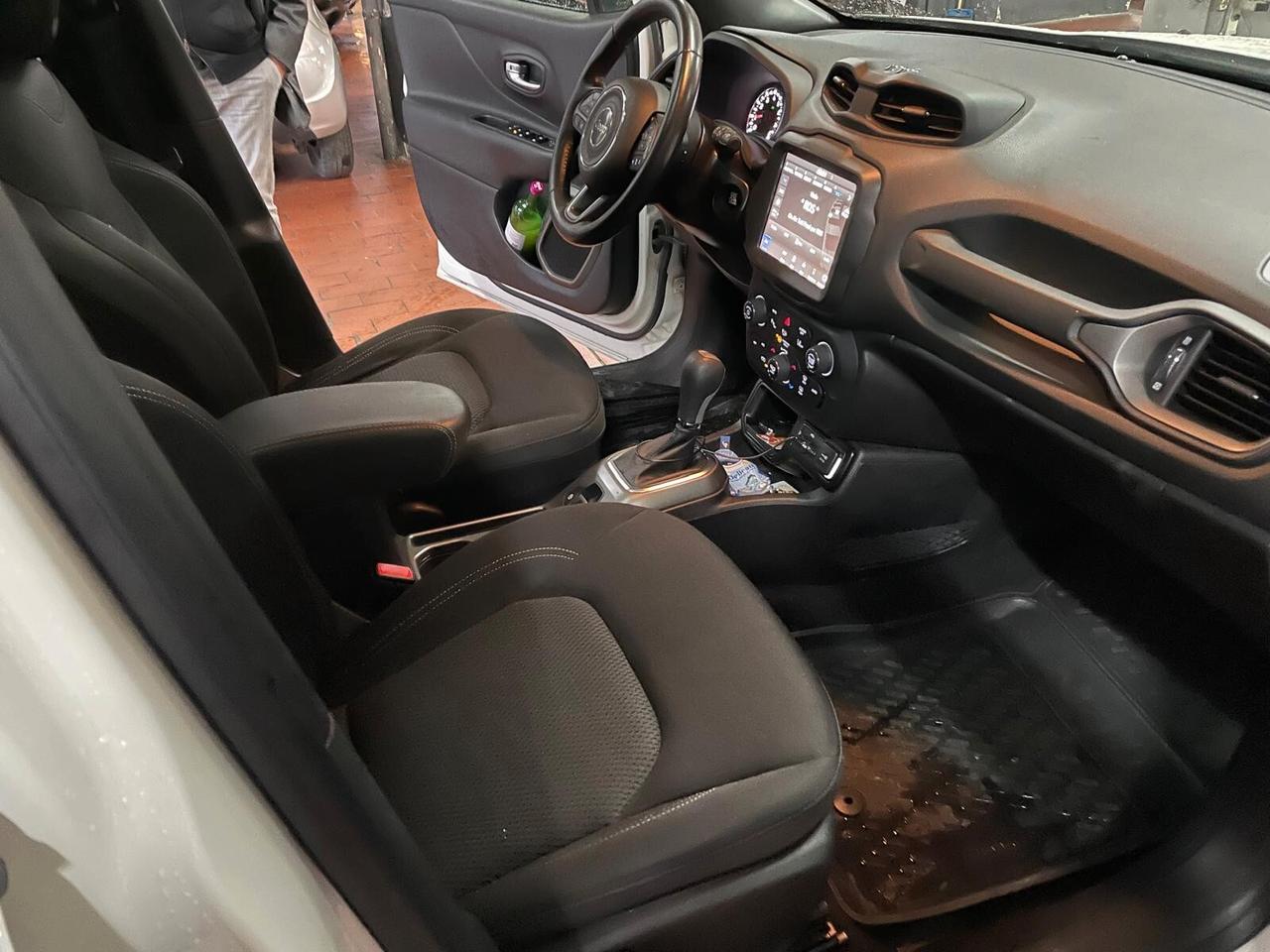 Jeep Renegade 1.3 T4 DDCT S