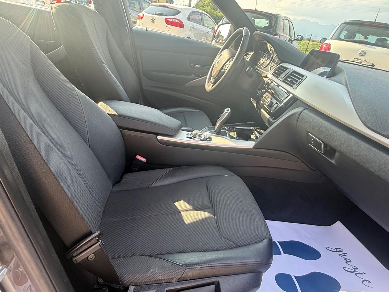 Bmw 318 318d Touring Business Advantage aut.