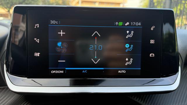 PEUGEOT 2008 1.2PURETECH 100CV S&S ALLURE*C.L.17*FULL LED*NAVI*