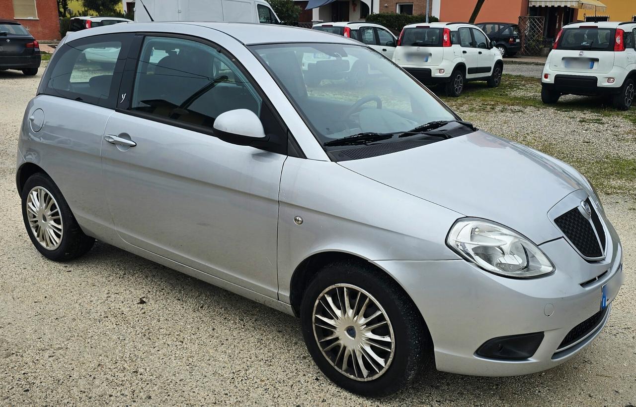Lancia Ypsilon 1.2 Benzina - 2010
