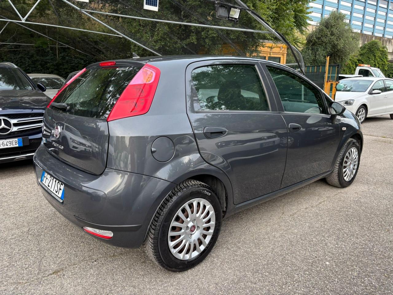 Fiat Punto 1.2 8V 5 porte Lounge OK Neopatentati