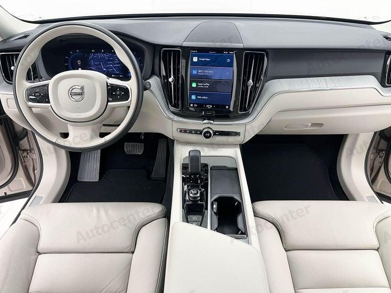 Volvo XC60 B4 (d) AWD AUT PLUS DARK **AUTOCARRO N1**
