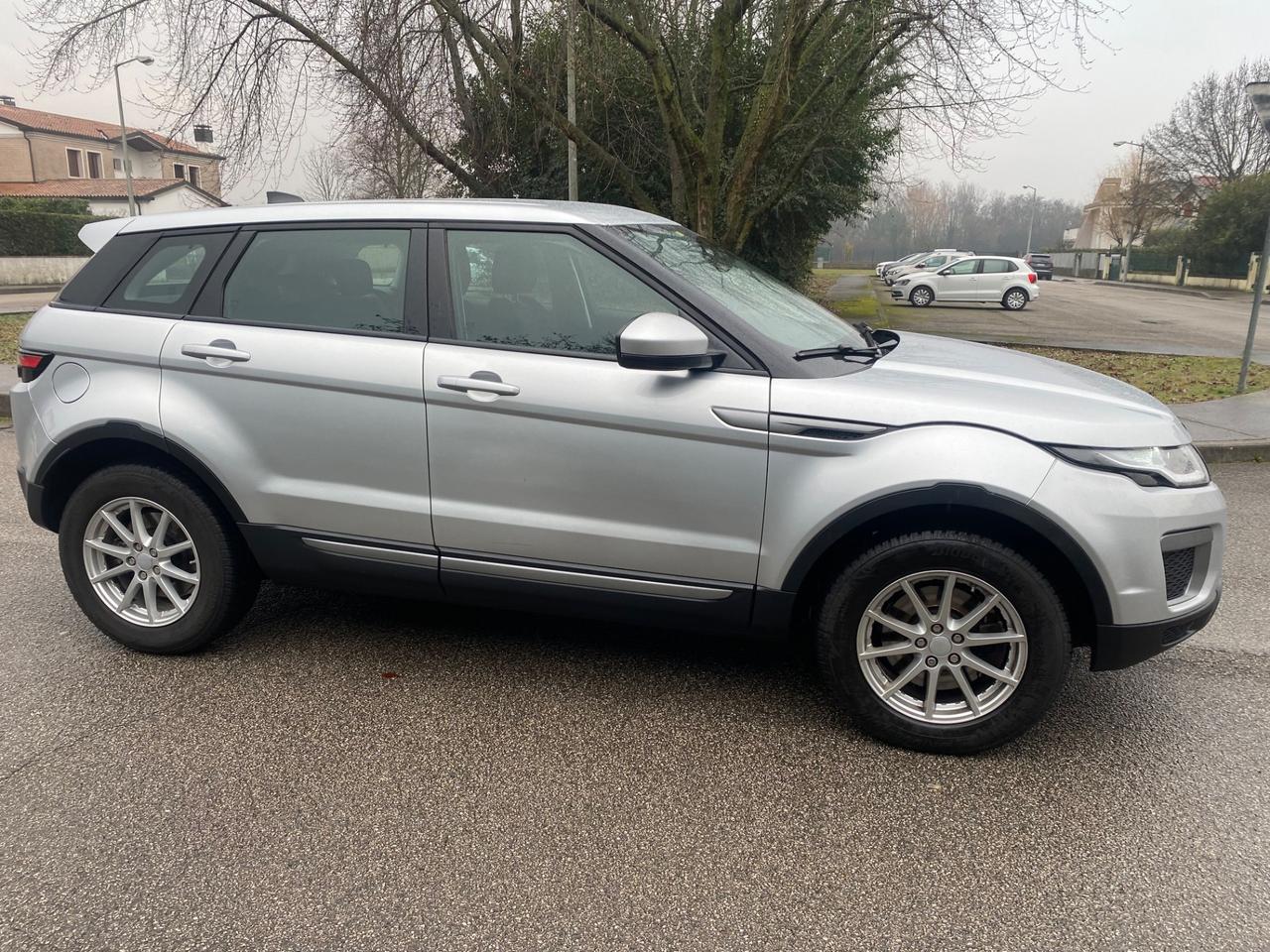 Land Rover Range Evoque 2.0 TD4 150 CV 5p. SE Dynamic