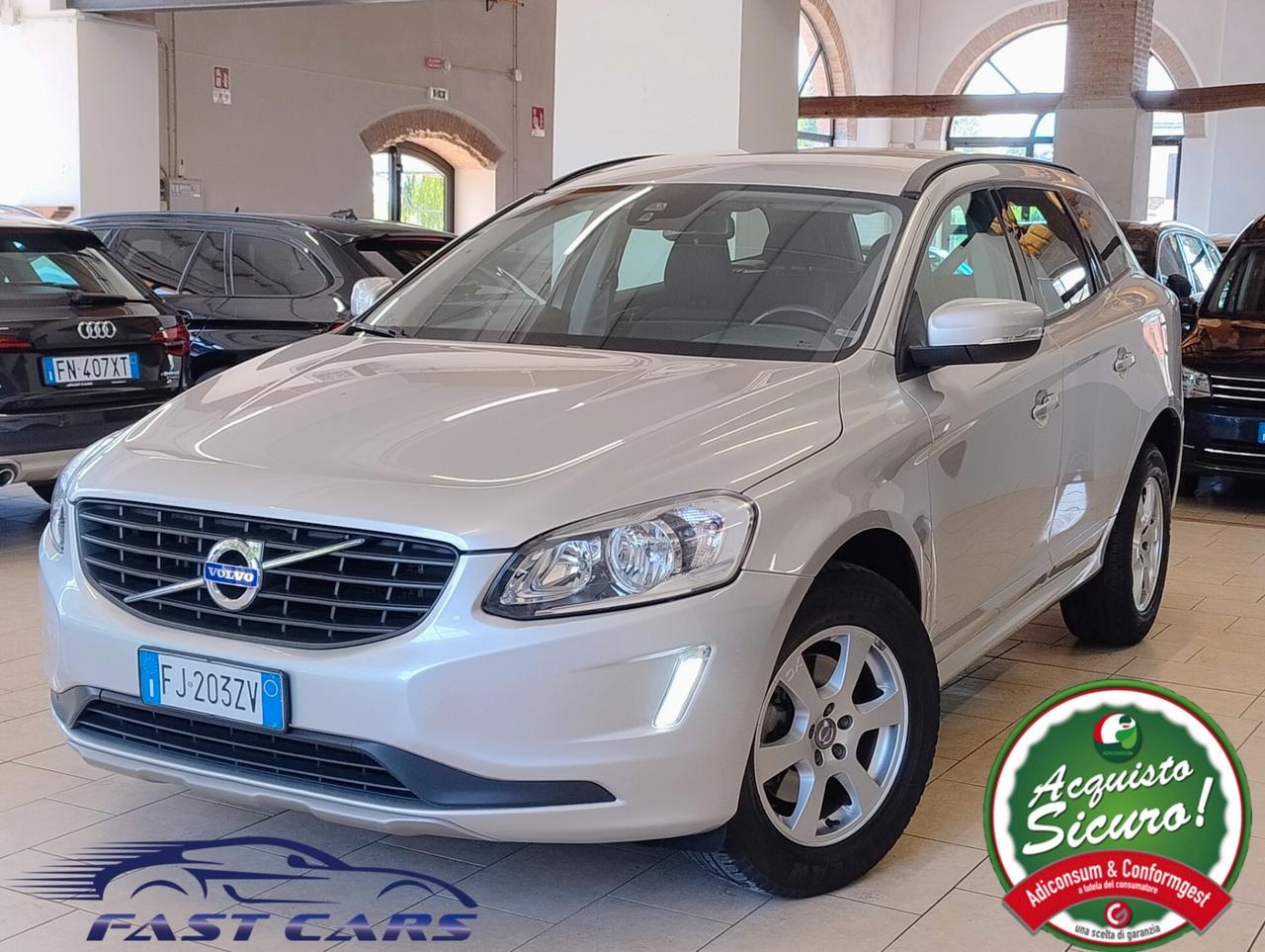 VOLVO XC60 2.0 D3 Kinetic 150cv MANUALE