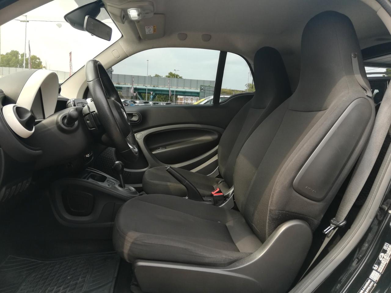 SMART - Fortwo - 70 1.0 twinamic Youngster - NEOPATENTATI - FINANZIABILE - PERMUTE