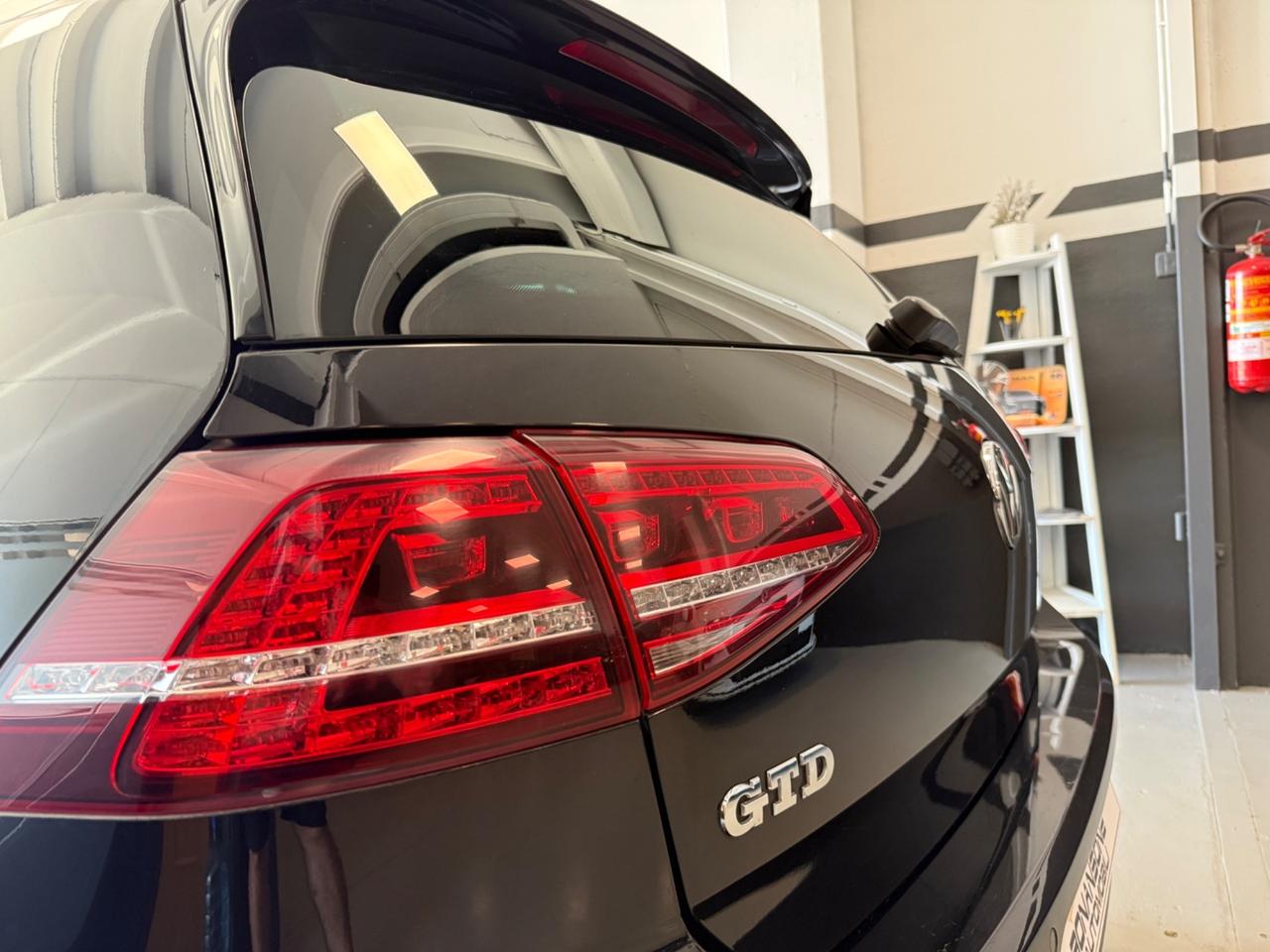 Volkswagen Golf GTD 2.0 TDI DSG