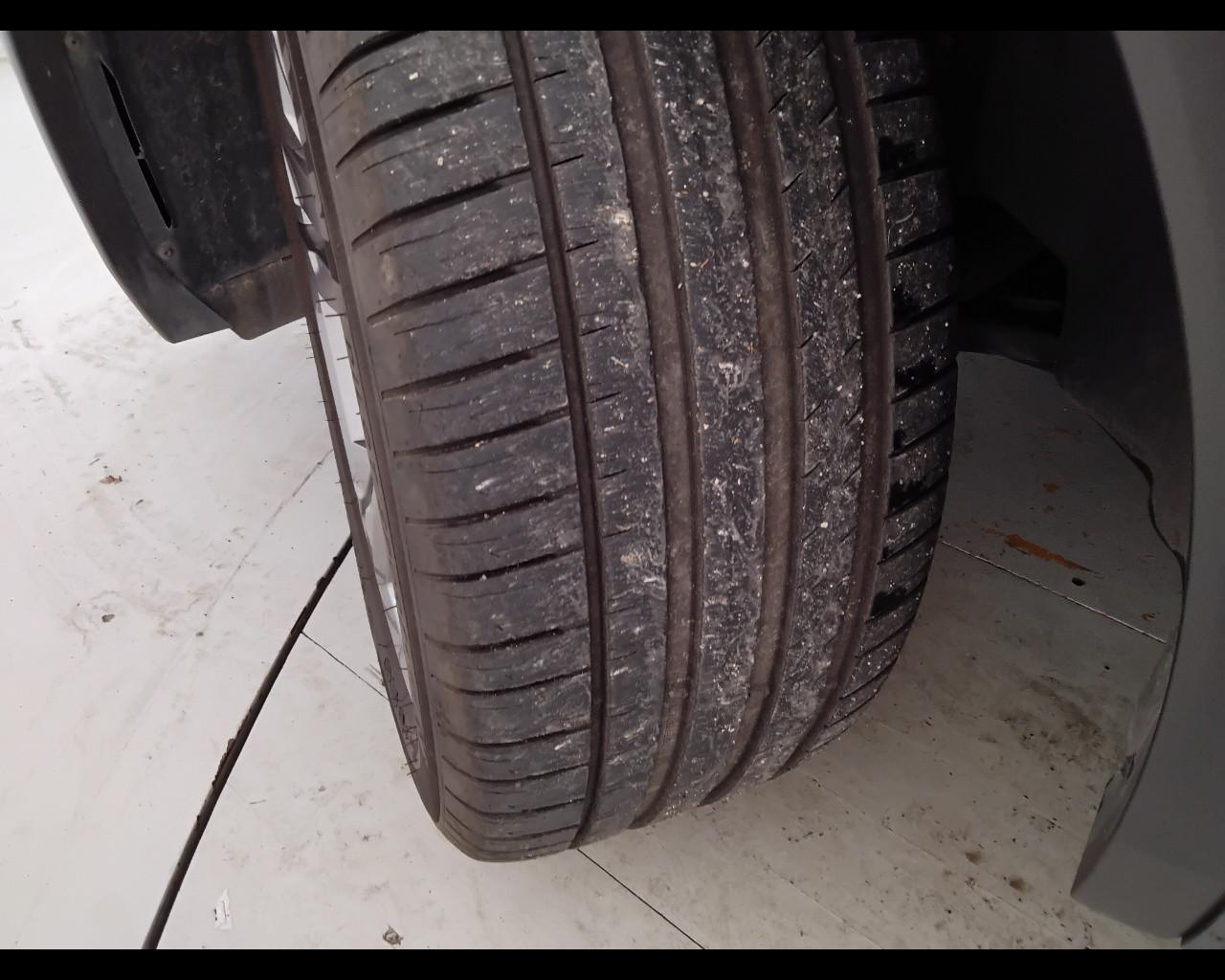 VOLKSWAGEN Tiguan II 2021 - Tiguan 2.0 tsi R-Line 4motion 190cv dsg