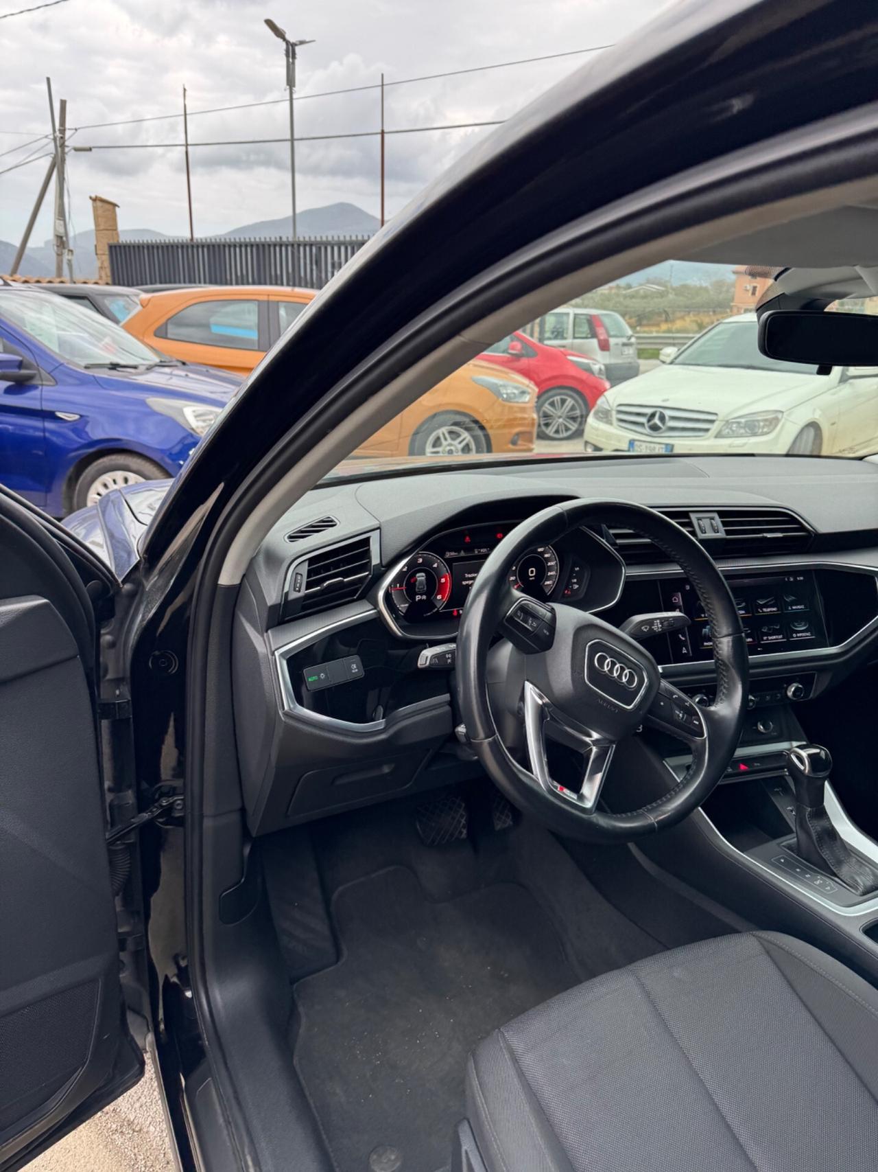 Audi Q3 2.0 TDI 150 CV quattro S tronic Sport