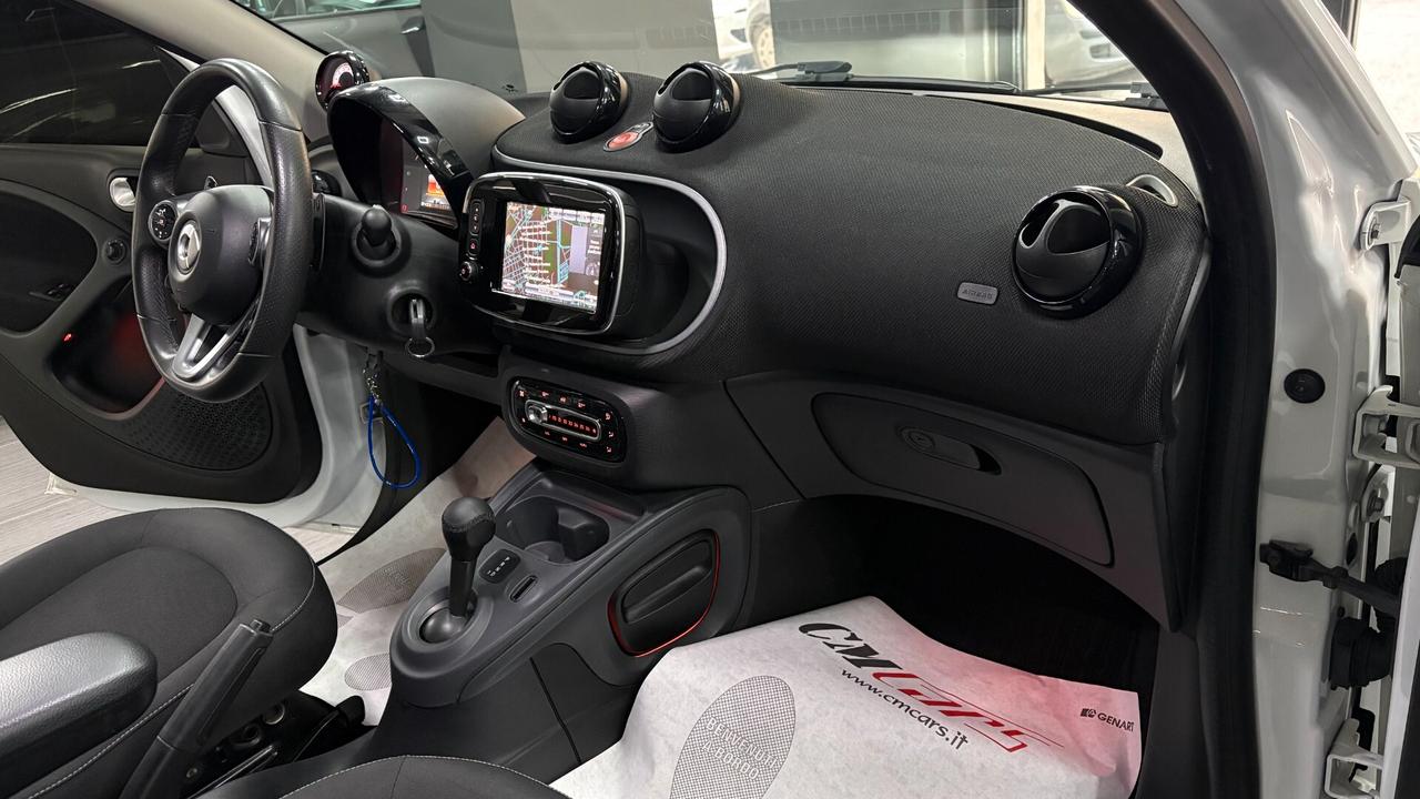 smart forFour 0.9 GPL turbo 90cv Superpassion Twinamic ITALIANA