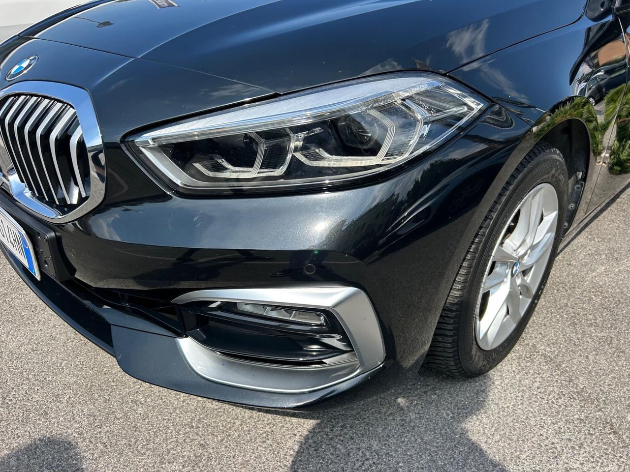 Bmw 118 118d 5p. Luxury