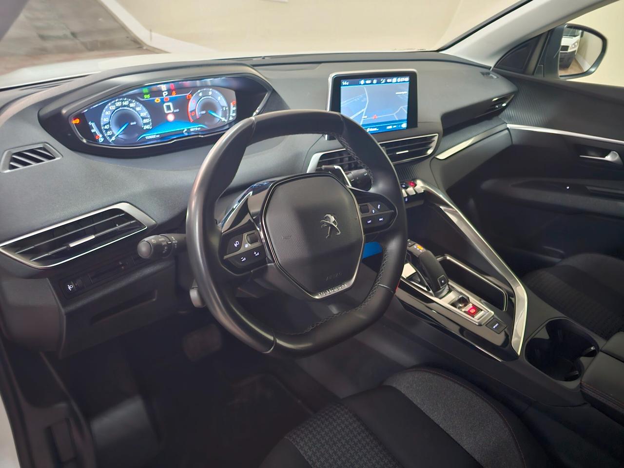 Peugeot 3008 BlueHDi 130 S&S EAT8 Business