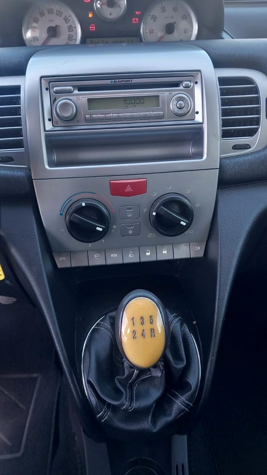 Lancia Ypsilon 1.2 69 CV Platinum