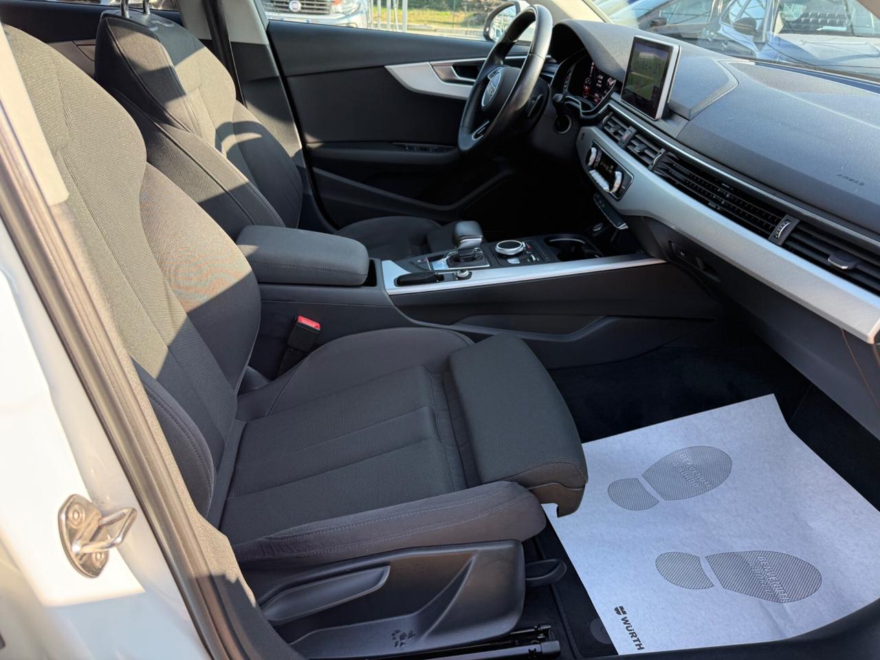Audi A4 Avant 2.0 TDI 150 CV ultra S tronic VIRTUAL
