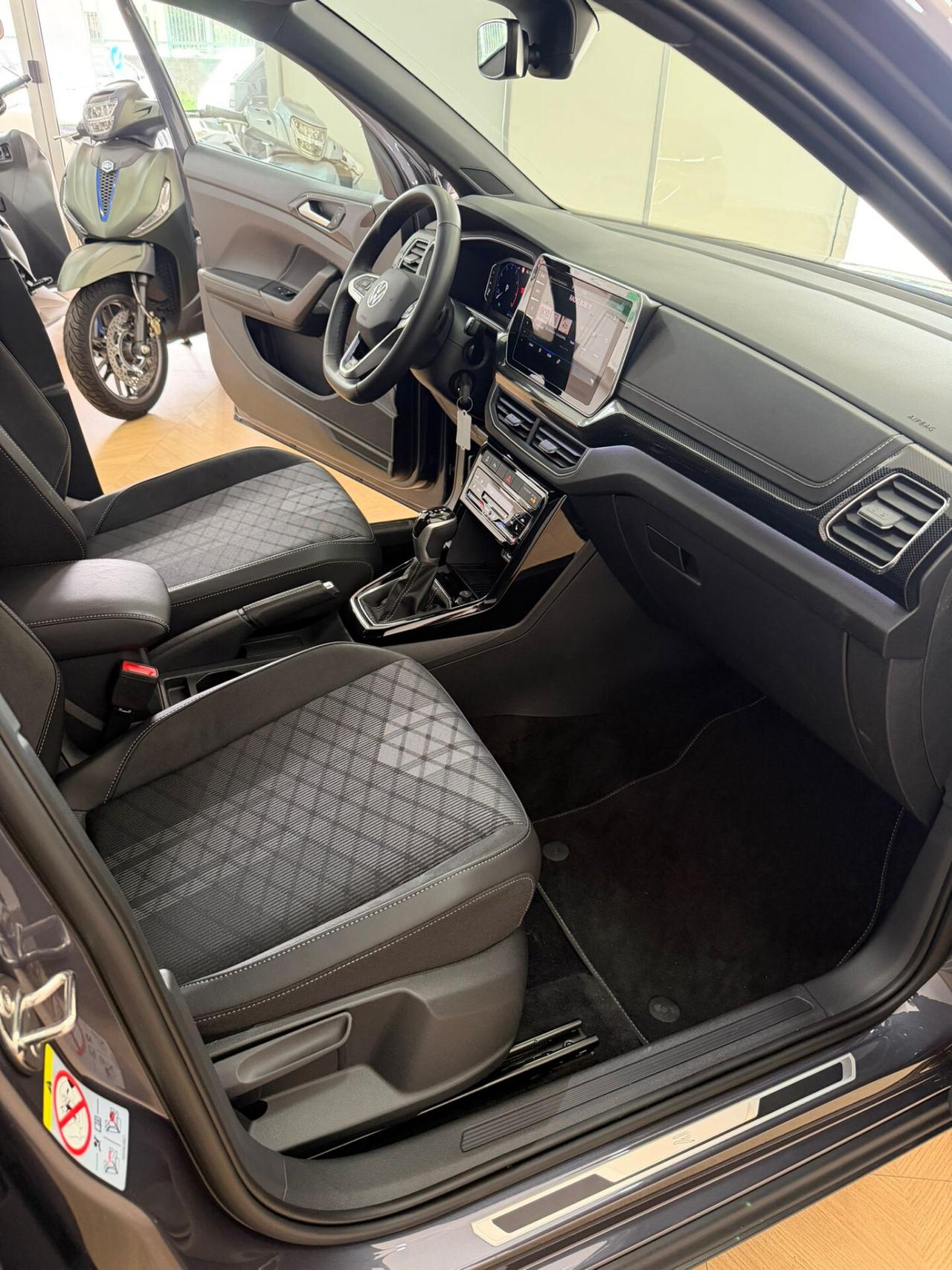 Volkswagen T-Cross 1.0 TSI 115 CV DSG R-Line Plus