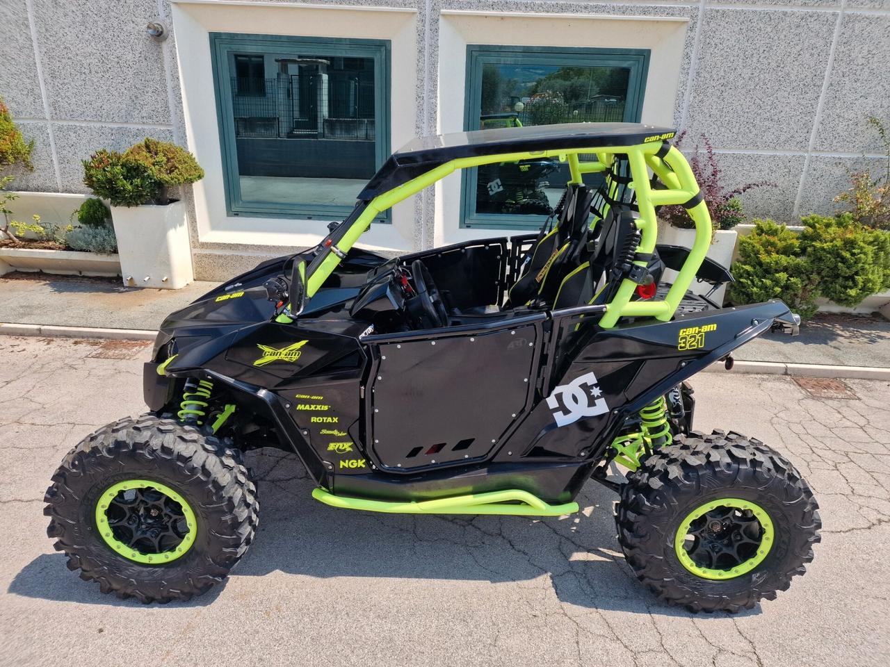 CAN AM MAVERICK TURBO CABINA CHIUSA COMPLETA SCARICHI APERTI