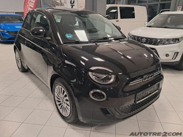 FIAT 500 500e Berlina 23,8 kWh Action