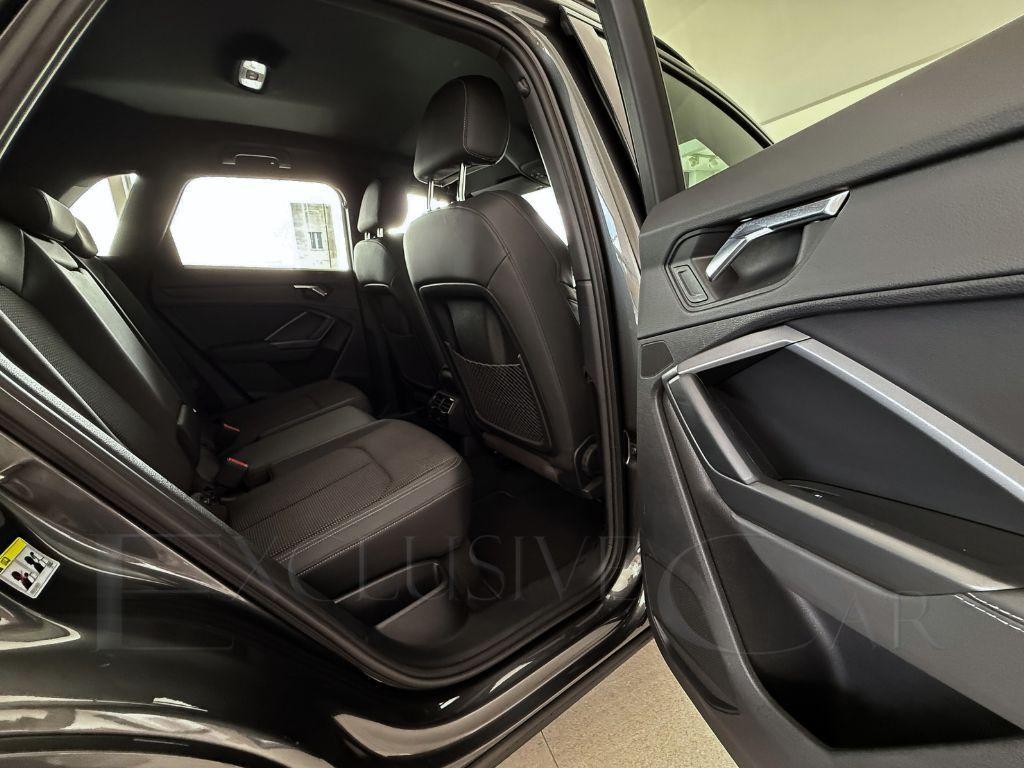 AUDI - Q3 - 45 TFSI E tronic S line edition