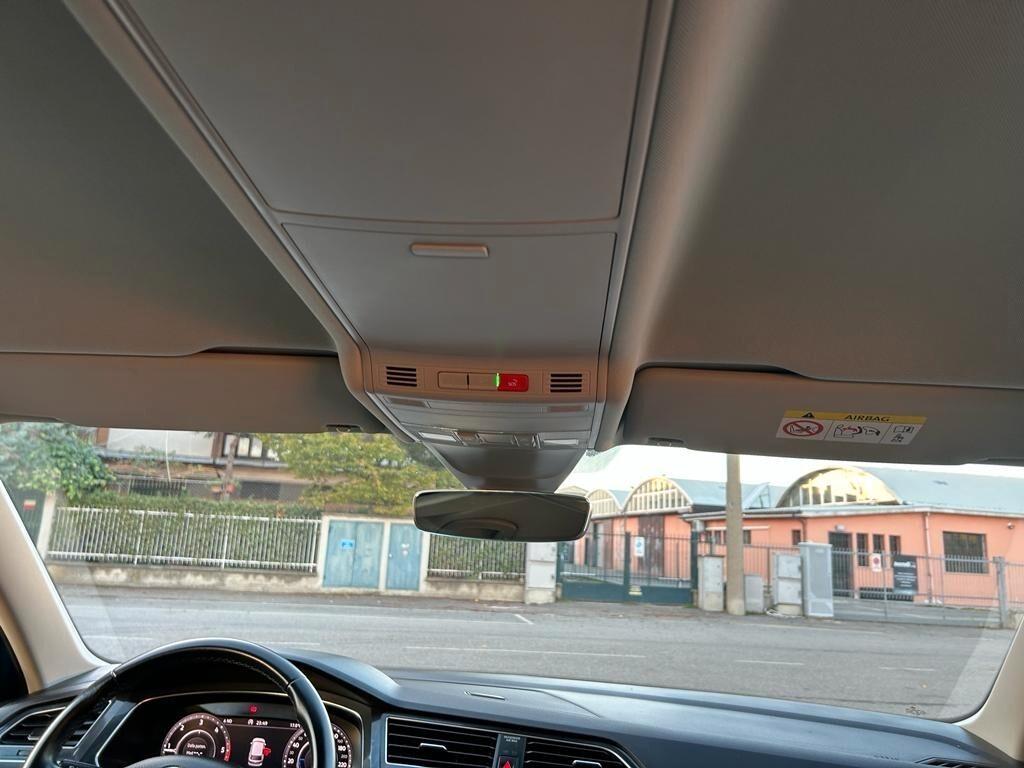 Volkswagen Tiguan Allspace 2.0 TDi DSG Advanced 7 p.ti virtual. navi.camera 360°