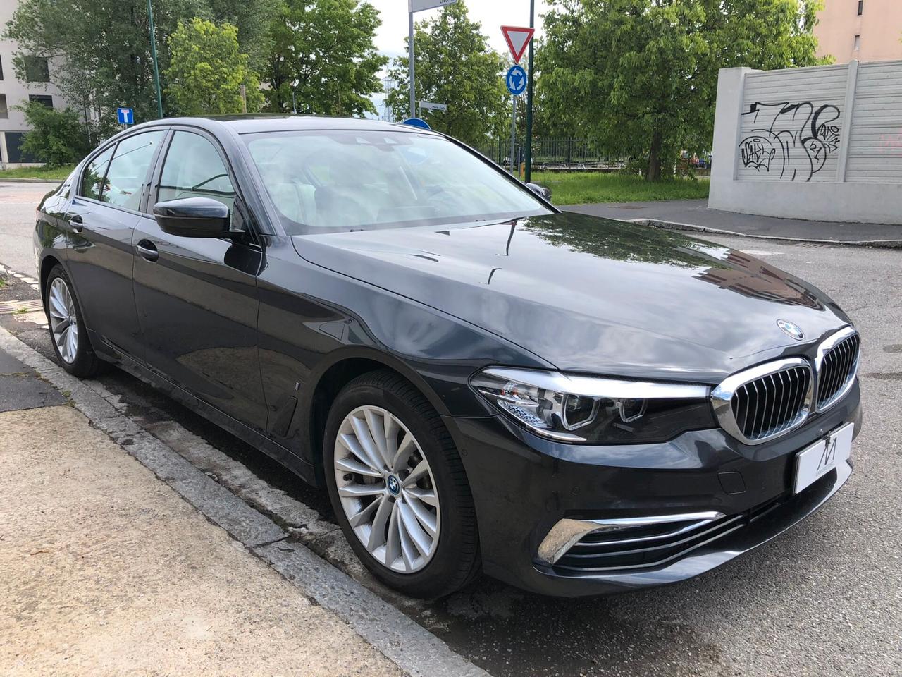 BMW 530 e Luxury - AUT/NAVI/CAMERA/PDC/CERCHI18