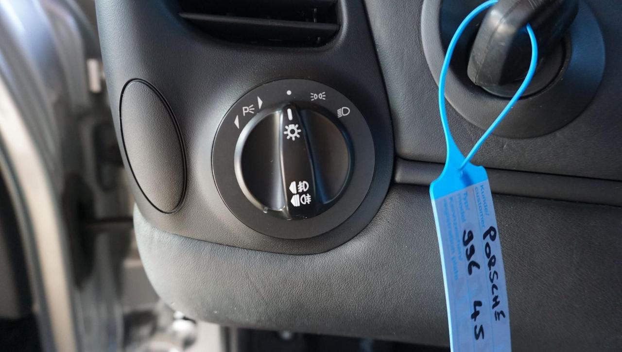 Porsche 911 Carrera 4S cat Coupé