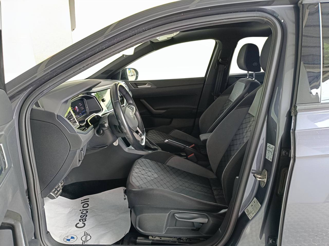 VOLKSWAGEN Taigo - Taigo 1.0 tsi R-Line 110cv dsg