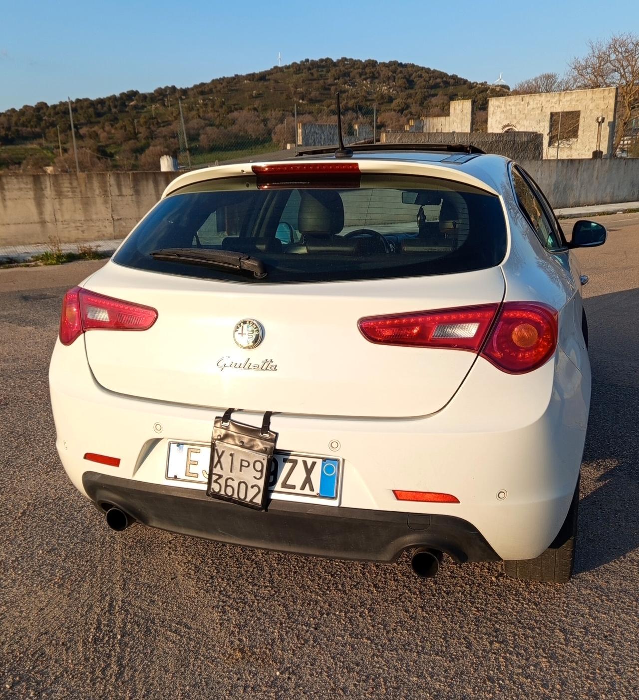 Alfa Romeo Giulietta 2.0 JTDm-2 140 CV Distinctive