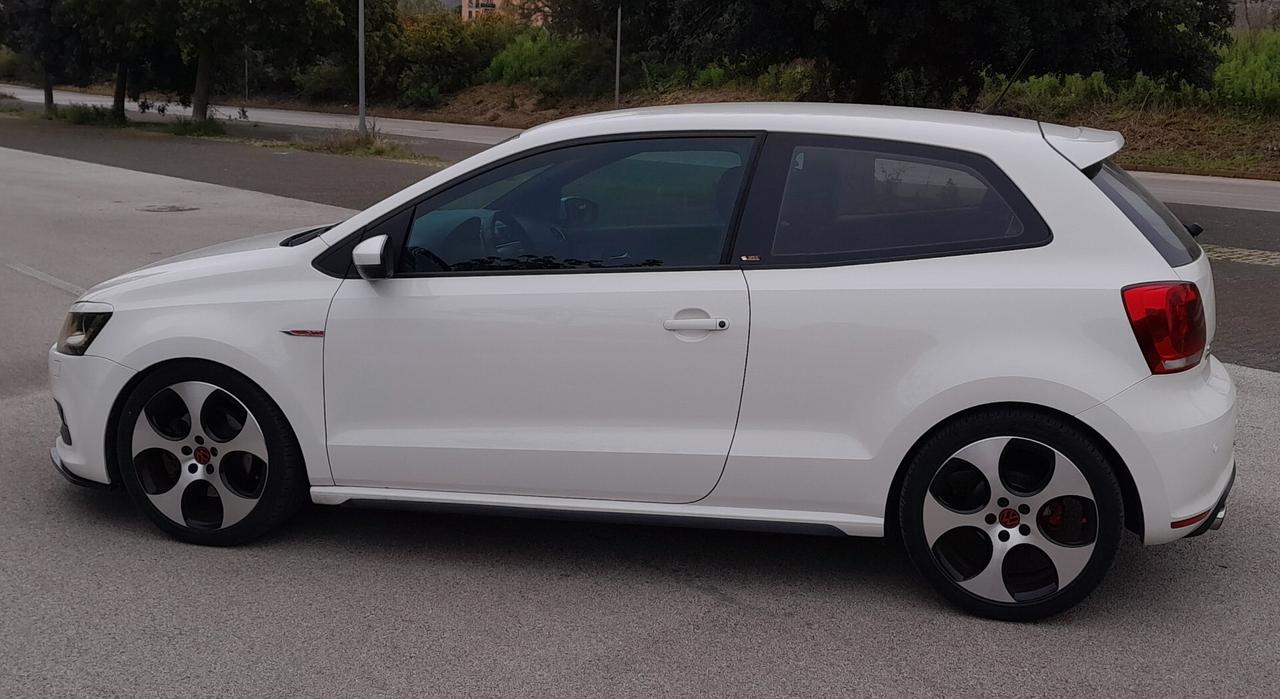 Volkswagen Polo 1.4 TSI DSG 3 porte GTI