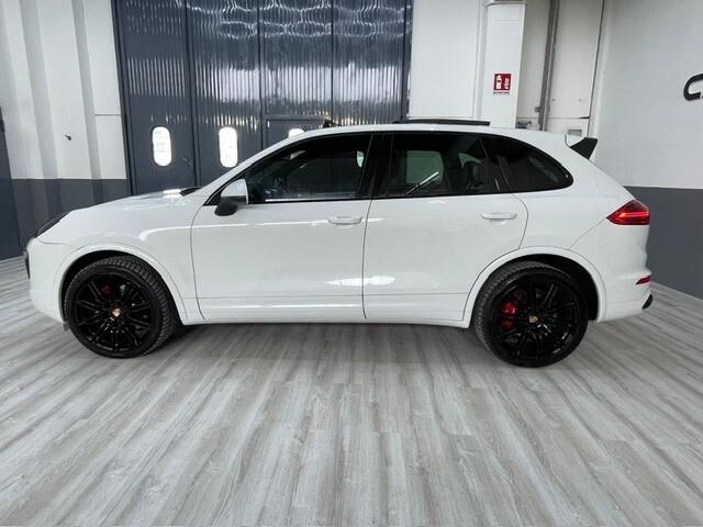 Porsche Cayenne 4.1 S Diesel Platinum Edition