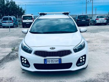 Kia Ceed cee'd 1.6 CRDi 110 CV 5 porte GT - LINE