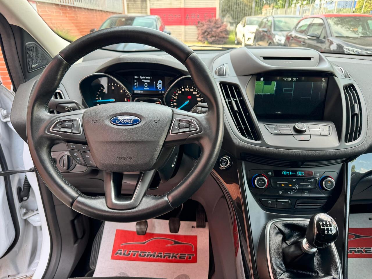 Ford Kuga 1.5 TDCI 120 CV S&S 2WD Titanium